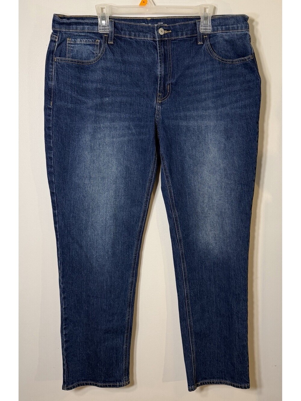 Old Navy Wow Boyfriend Jeans Women’s Size 16 Mid Rise Straight Blue Denim NWOTS